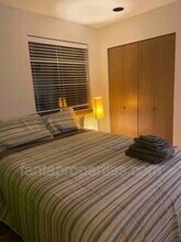 1312 6th Ave N in Seattle, WA - Foto de edificio - Building Photo