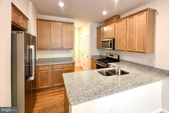 1212 Parker Blvd in West Windsor Township, NJ - Building Photo - Building Photo