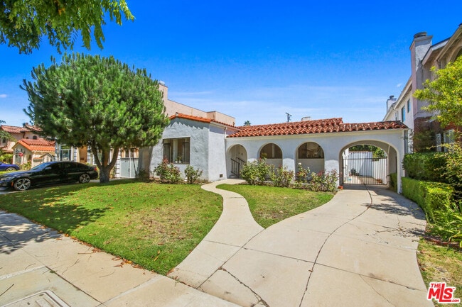 property at 352 S Wetherly Dr