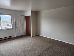 4223 Forrest Hill Rd in Colorado Springs, CO - Building Photo - Building Photo