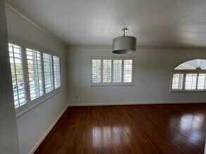 108 Powell Avenue, Unit B in Healdsburg, CA - Building Photo - Building Photo