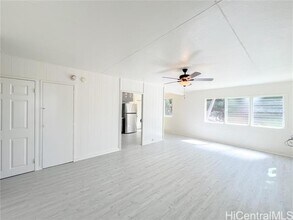 84-290-290 Makaha Valley Rd in Waianae, HI - Building Photo - Building Photo