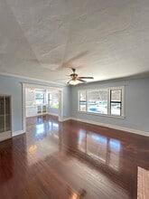 548 Magnolia Ave, Unit 548 in Long Beach, CA - Building Photo - Building Photo