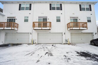 3763 Bailey Rd in Yorkville, IL - Building Photo - Building Photo