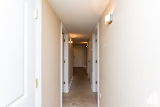 1124 W Roscoe St in Chicago, IL - Building Photo - Building Photo