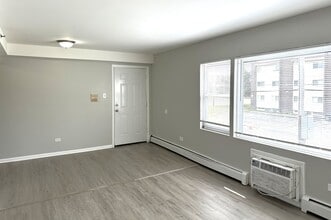 8635 84th Ct in Hickory Hills, IL - Building Photo - Building Photo