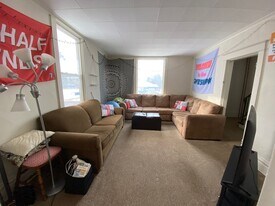 1204 Kenwood Ave in Duluth, MN - Building Photo