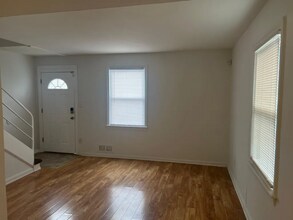 2553 Colebrooke Dr in Temple Hills, MD - Building Photo - Building Photo