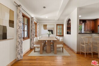 7917 Westlawn Ave in Los Angeles, CA - Building Photo - Building Photo