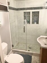 1305 Euclid St NW, Unit Apartment in Washington, DC - Foto de edificio - Building Photo