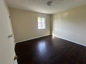 2735 Beulah Rd in Columbus, OH - Building Photo - Building Photo