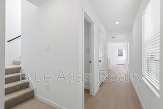 12157 Steeplechase Dr in Aubrey, TX - Building Photo - Building Photo