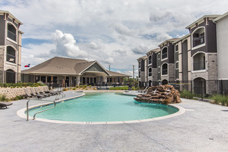 Oak View Apartments in Fort Worth, TX - Foto de edificio - Building Photo