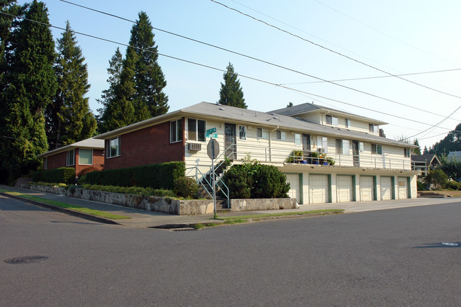 3922-3940 SE 37th Ave in Portland, OR - Building Photo - Building Photo