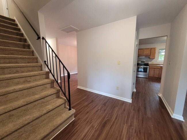 821 Hanover Dr in Virginia Beach, VA - Building Photo - Building Photo