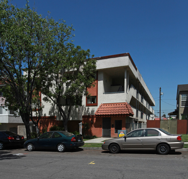 1059 Spazier Ave in Burbank, CA - Building Photo