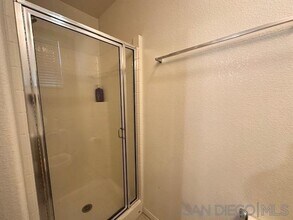 1299 Blue Jean Way in Chula Vista, CA - Foto de edificio - Building Photo