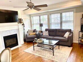 8 Maplewood St in Boston, MA - Building Photo - Building Photo