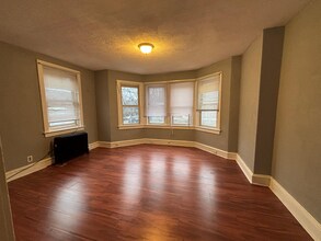 649 W State St in Trenton, NJ - Foto de edificio - Building Photo