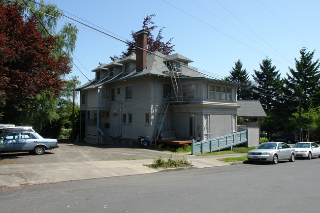 1831 SW 14th Ave in Portland, OR - Building Photo - Building Photo