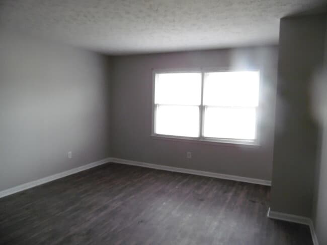 2801 Easthills Dr in Lexington, KY - Building Photo - Building Photo