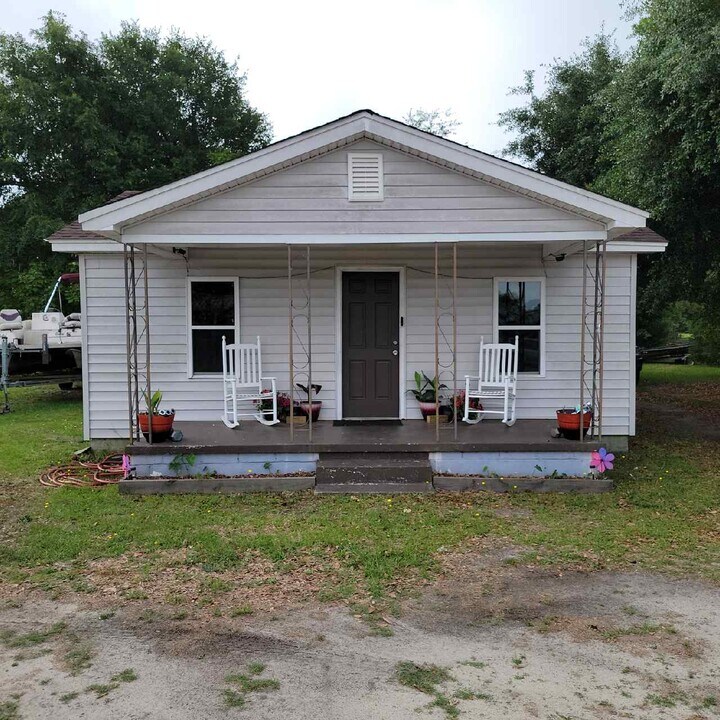 1150 Ramblin Rd in West Columbia, SC - Building Photo