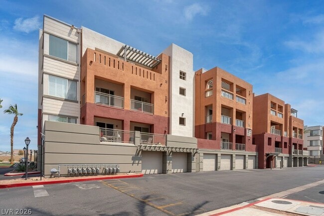 property at 83 E Agate Ave