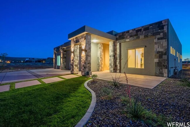 3194 Hideaway Pl in Hurricane, UT - Foto de edificio - Building Photo