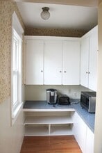 1859 Northampton St in Holyoke, MA - Building Photo - Building Photo