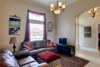 3917 Giants Drive in Corpus Christi, TX - Building Photo - Building Photo