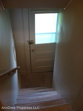 329 Lyon St NE in Grand Rapids, MI - Building Photo - Building Photo