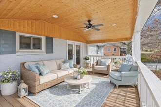 2405 Melborne Dr in Johnson City, TN - Building Photo - Building Photo