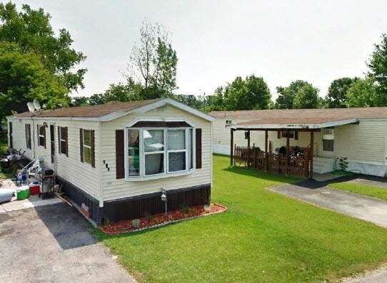 Rapids Estates in Lockport, NY - Building Photo