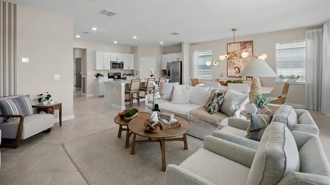 2357 Avocado Ln in Naples, FL - Building Photo - Building Photo