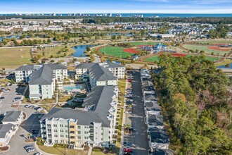 LUXE at Market Common in Myrtle Beach, SC - Foto de edificio - Building Photo