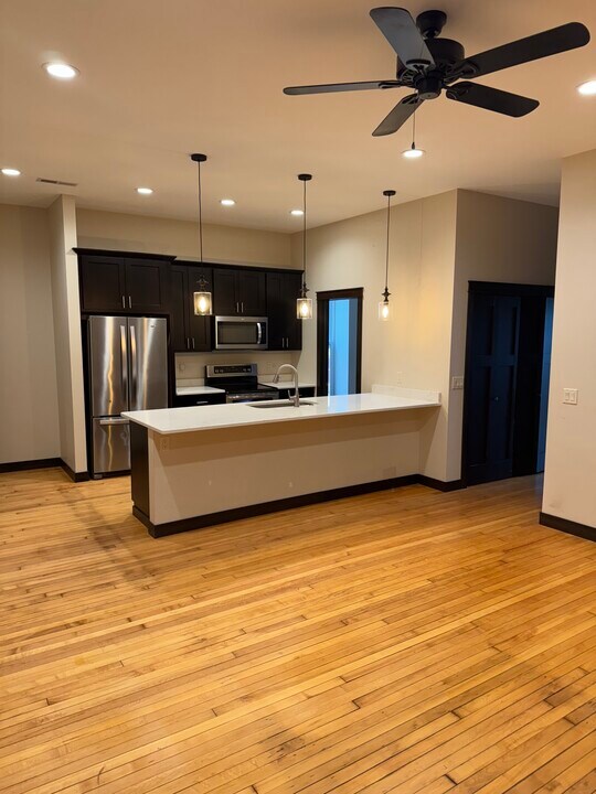 201 1st Ave W, Unit #1 in Cascade, IA - Building Photo