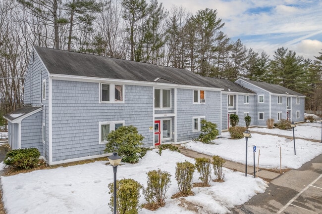 Franklin Woods in Franklin, NH - Building Photo - Primary Photo