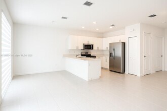 734 SE 14th St in Homestead, FL - Building Photo - Building Photo
