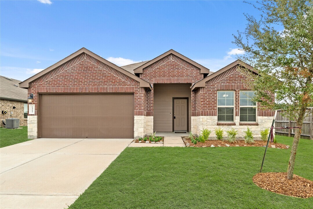 6414 Clyde Arbor Dr in Rosenberg, TX - Foto de edificio