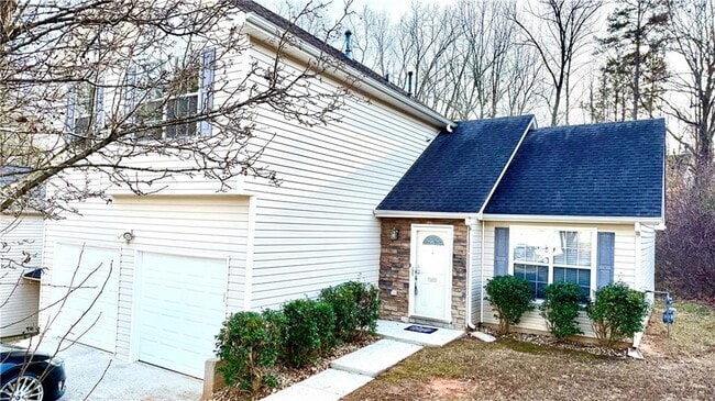 property at 2945 Highland Hill Pkwy