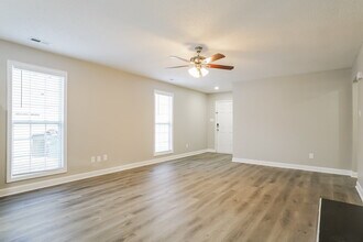 5644 Tealbrook Dr in Raleigh, NC - Building Photo - Building Photo