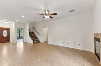 10104 Missel Thrush Dr in Austin, TX - Building Photo - Building Photo