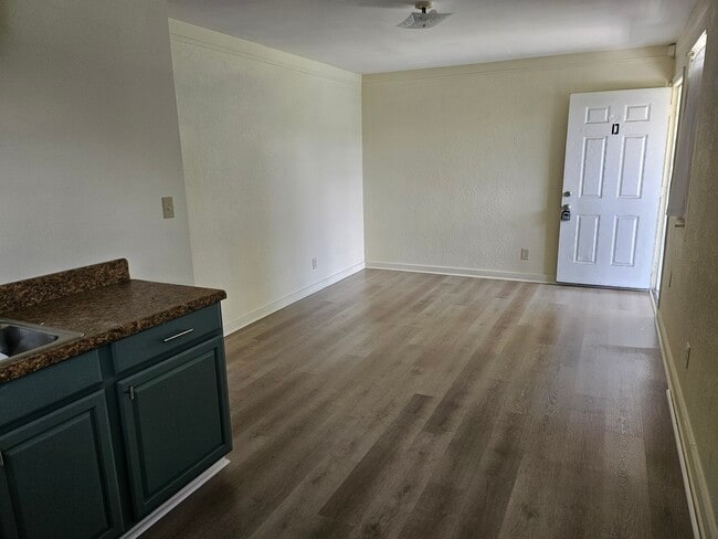 2119 Mount Herman St, Unit 2119 in Jacksonville, FL - Foto de edificio - Building Photo