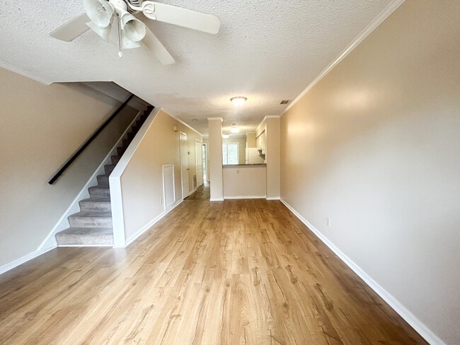 16 Canterbury Ct in Columbia, SC - Building Photo - Building Photo