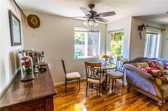 3836 W Lake Sammamish Pky NE, Unit 103 in Redmond, WA - Building Photo - Building Photo