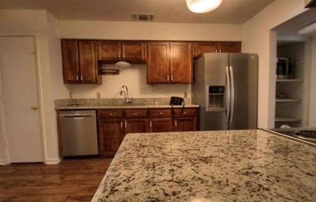 3109 Meadow Wood Ln in Bedford, TX - Building Photo - Building Photo