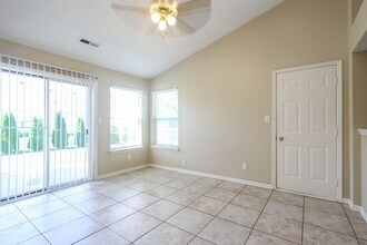 8528 Pioneer Trail in Fishers, IN - Building Photo - Building Photo