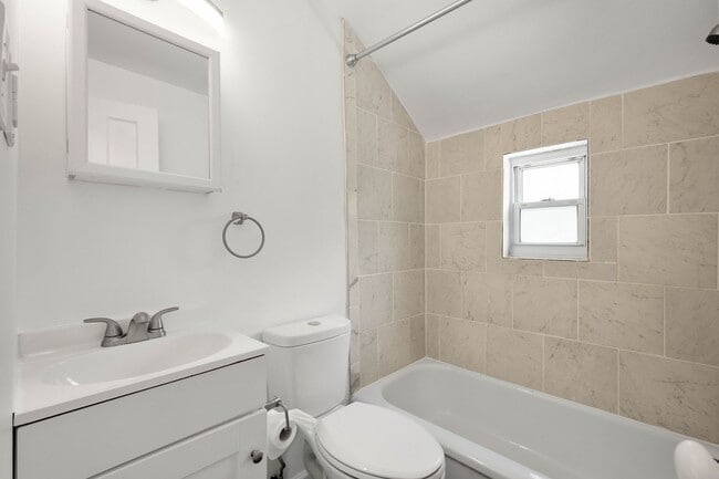 58 Wenzell Pl in Pittsburgh, PA - Building Photo - Building Photo
