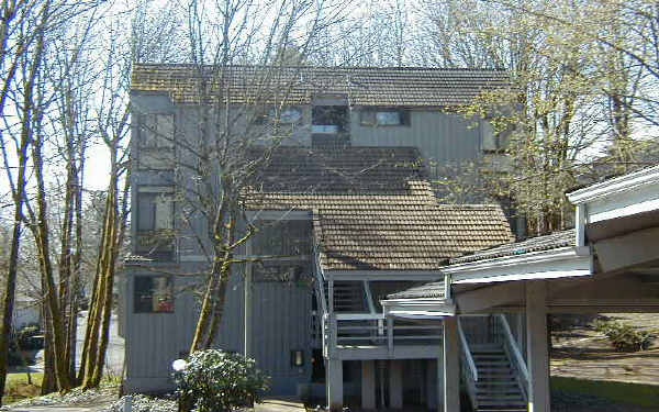 Tanglewood in Lake Oswego, OR - Building Photo