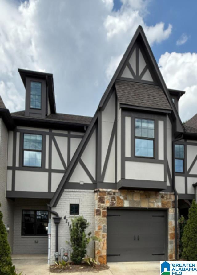 property at 4215 Lennox Dr